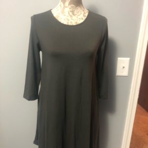 3/4 Sleeve Flowy Dress Size Small